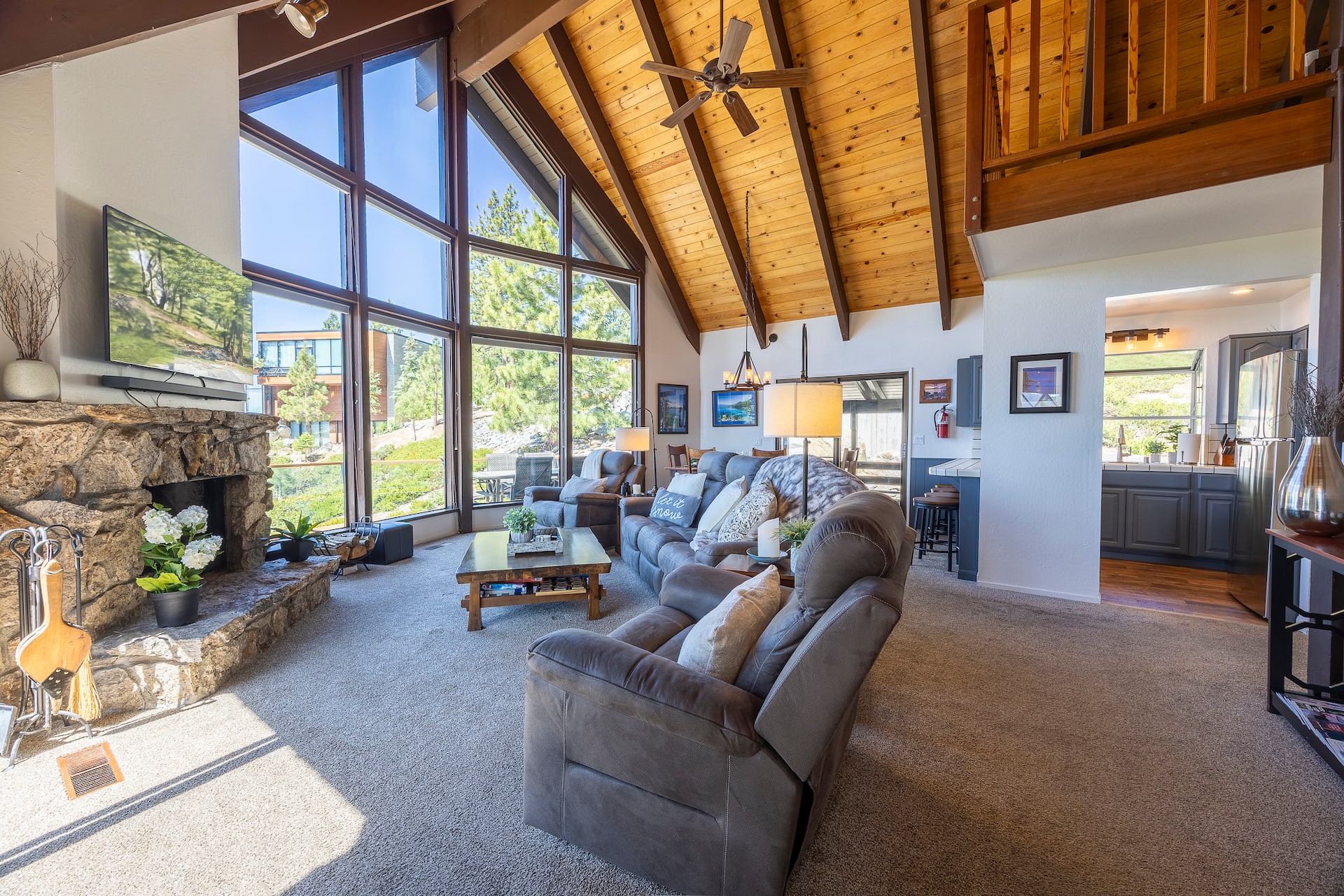 Vaulted great room